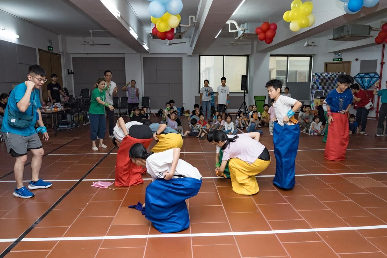 首届营会现场 · 互动时刻